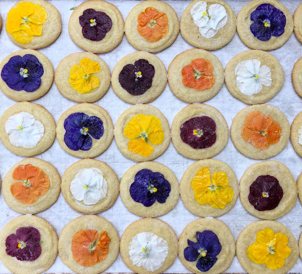Carolyn’s Cookies with Edible Flowers from Flavor Fields